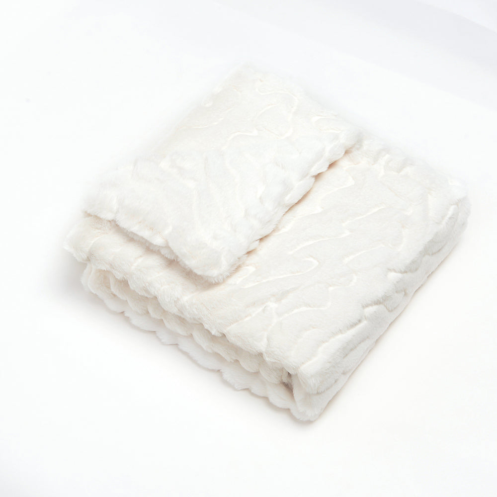 Cuddle Cookie White Ultra Soft Solid Fur Blanket