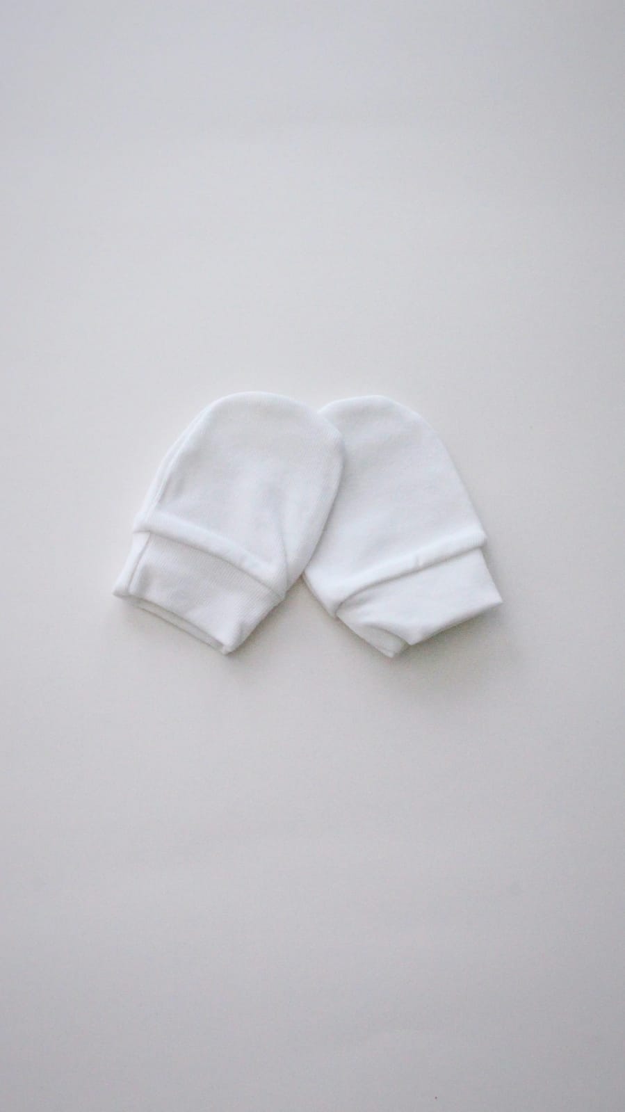 Baby O Scratch Mittens-Off white